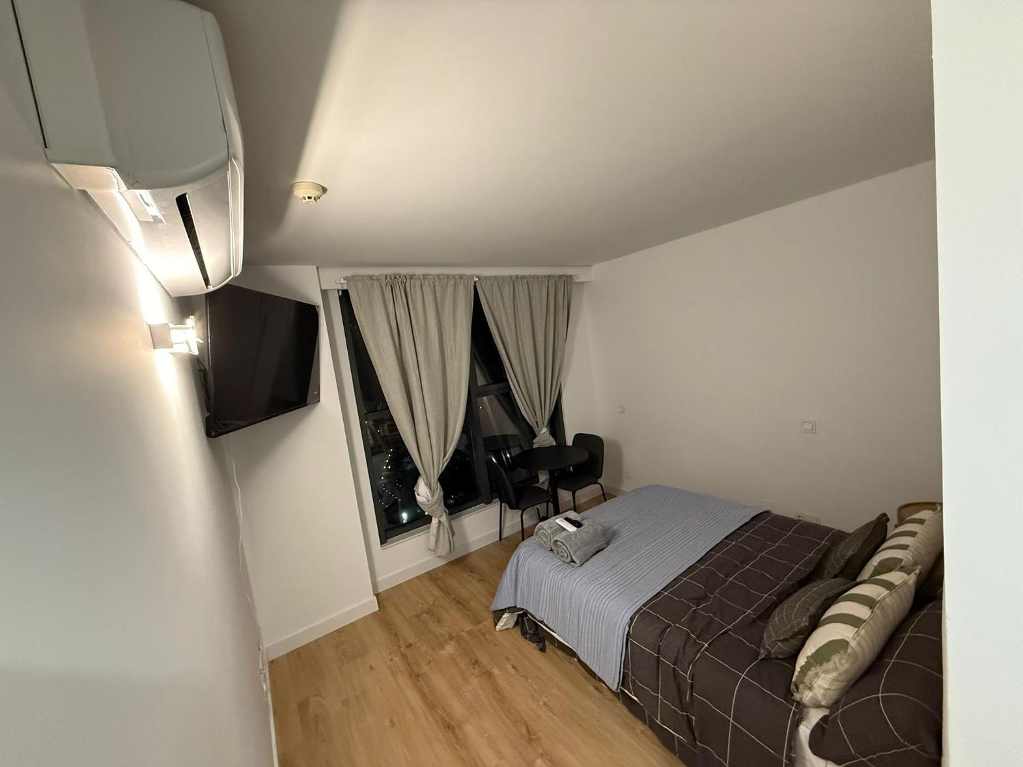 To Room Madrid Castellana מראה חיצוני תמונה