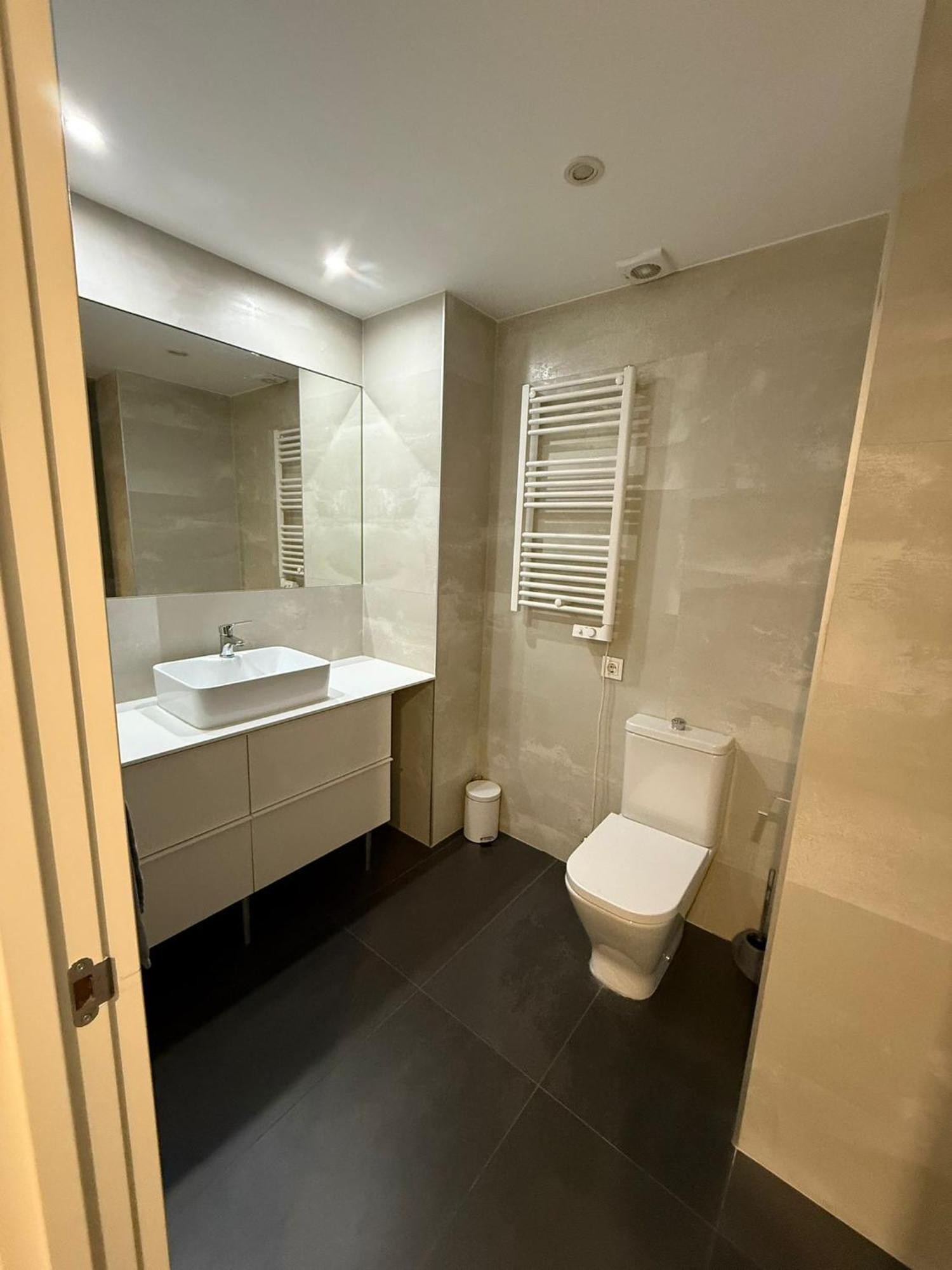 To Room Madrid Castellana מראה חיצוני תמונה