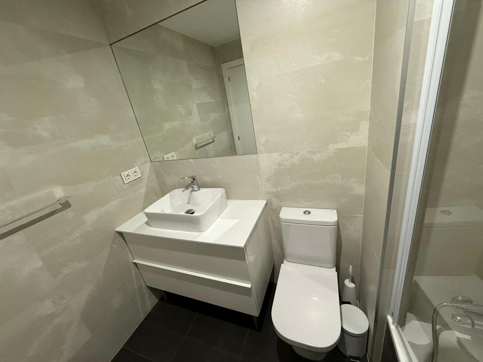To Room Madrid Castellana מראה חיצוני תמונה